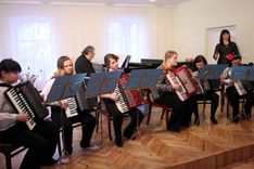 …un ballīte var sākties