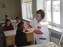 Zobi jātīra divreiz dienā – pēc brokastīm un pirms gulētiešanas