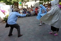 Pirmie Pagalma svētki Tidaholmas ielā