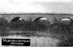 Vai vēsturiskajam Mūrnieku tiltam bijušas tikai divas velves?