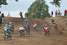 Atklāšanas sacensības «Aizupju» motokrosa trasē /FOTOREPORTĀŽA/