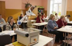 Skolotāji mācās Cērē