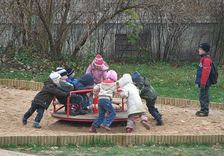 Jauno rotaļlaukumu iecienījuši arī bērnudārznieki 