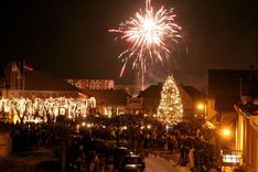 Tukumnieki Brīvības laukumā sagaida Jauno gadu