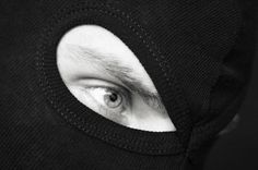 Uzmanību, laupītāji!