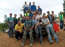 Jaunpilī auto izdzīvošanas sacensības