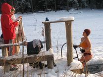 Sniegs un ledus peldēm netraucē