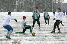 Draudzības spēle futbolā – Pauzera pļavā