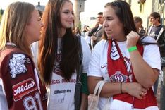 Tukuma Ledus hallē lielā hokeja svētki