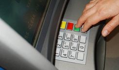 Par zādzību no bankomāta aizturēta noziedznieku grupa 