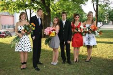 Klāt izlaidumu laiks