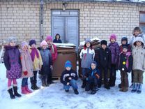 Jaunpils bērni piedalās makulatūras vākšanas konkursā