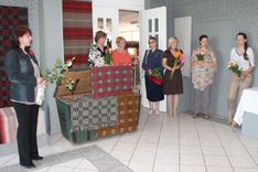 Atklāta lietišķās mākslas izstāde «Rozēm kaisu istabiņu»