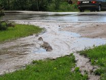 Lietus ūdens sagādā problēmas Zemītes ielas iedzīvotājiem Kandavā