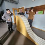 Pūrē norisinājušās koka auto sacensības/FOTO/