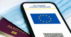 Covid-19 saslimšanas gadījumā vakcinācijas sertifikāta darbību apturēs uz septiņām dienām