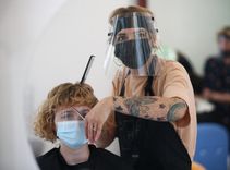 Paplašināts dīkstāves atbalsts skaistumkopšanas nozarei