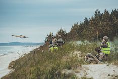 Kurzemes piekrastē notiek militārās mācības