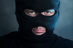 Laupīšana Kandavā un duršana Irlavā