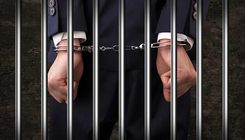 Kāpēc cietuma vietā piespriež uzturēšanos noteiktā vietā?