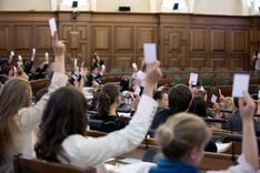 Noslēgušās 11. Jauniešu Saeimas vēlēšanas. Iebalsoti vairāki novadnieki