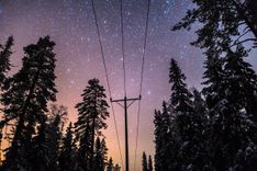 Naktī maldās Sēmes mežos