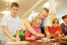 Tukuma bērni apgūst ēst gatavošanas prasmes