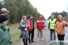 Apšuciemā diskutē par braukšanas ātrumu un drošību uz ceļa