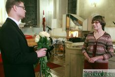 Reformācijas 500. gadadienā Tukuma baznīcā atklāta vēsturnieces Intas Dišleres grāmata /FOTO/