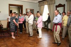 Bīronu dzimtas pēcnācēji Durbes pilī