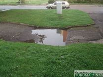 Celtnieku ielā Tukumā var lauzt kaklu