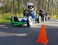 Tukumnieki – minikāru braukšanas čempioni!