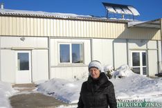 SIA «Zamelsons» Smārdē savā ražotnē izmanto saules baterijas