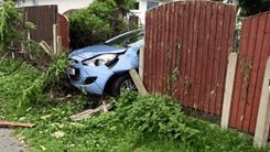 Bezatbildīgs automašīnas vadītājs izraisa pāris ceļu satiksmes negadījumus Tukumā