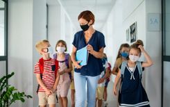 Mazākajām klasēm plāno pagarināt skolēnu brīvlaiku līdz 25. janvārim