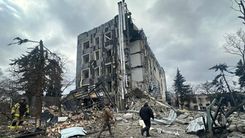 Izjum cietis raķešu uzbrukumā. Ir bojā gājušie!