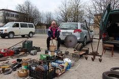 Tukuma tirgū krāmu tirgotāju vietā – stādi