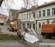 Pārgalvīgs braucējs Tukuma centrā /Papildināts/