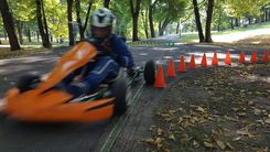 Mārtinsoni startē kārtējā minikāru posmā un iegūst 1. vietu Kandavas komandai