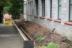 Kad skolas sienās parādās plaisas...