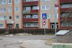 Kandavā aizliegta smagā transporta kustība, kā privātīpašumiem saņemt malku?