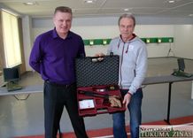 Tukuma Sporta skolas šāvēji saņem jaunas pistoles