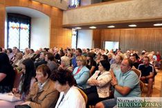 Jaunpilī diskutē par gaidāmo reformu