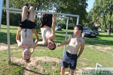 Futbola un Vispasaules pievilkšanās diena Jaunpilī /FOTO/