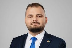 Deputāts un novadnieks Edmunds Jurēvics iegūst pastāvīgo mandātu