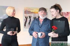 Kandavā atklāta Paksadzes un Baidukas gleznu izstāde «Atspulgi» /FOTO/