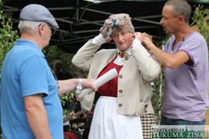 Kandavā krusa pārtrauc tradicionālo Līgo izrādi