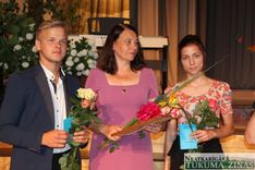 Kandavā apbalvo labākos skolēnus un skolotājus