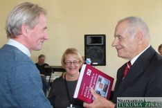 Kandavas radiorūpnīcas kolektīva atkalredzēšanās svētkos/FOTO/