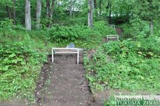 Līdz kapavietai – rāpus!